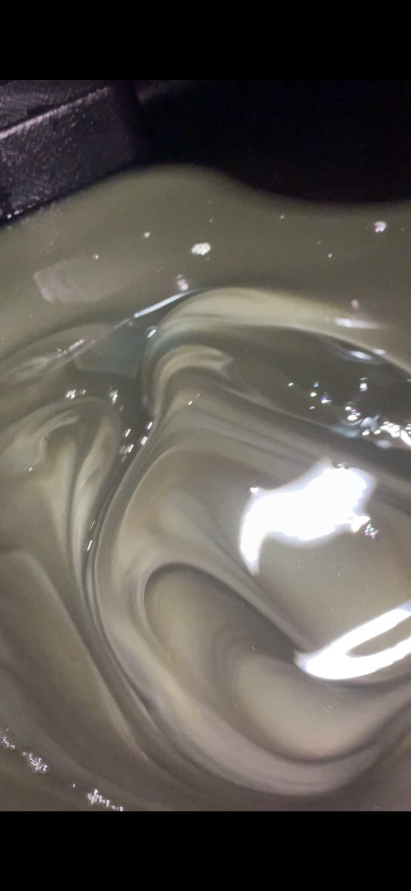 Swirls in oil
